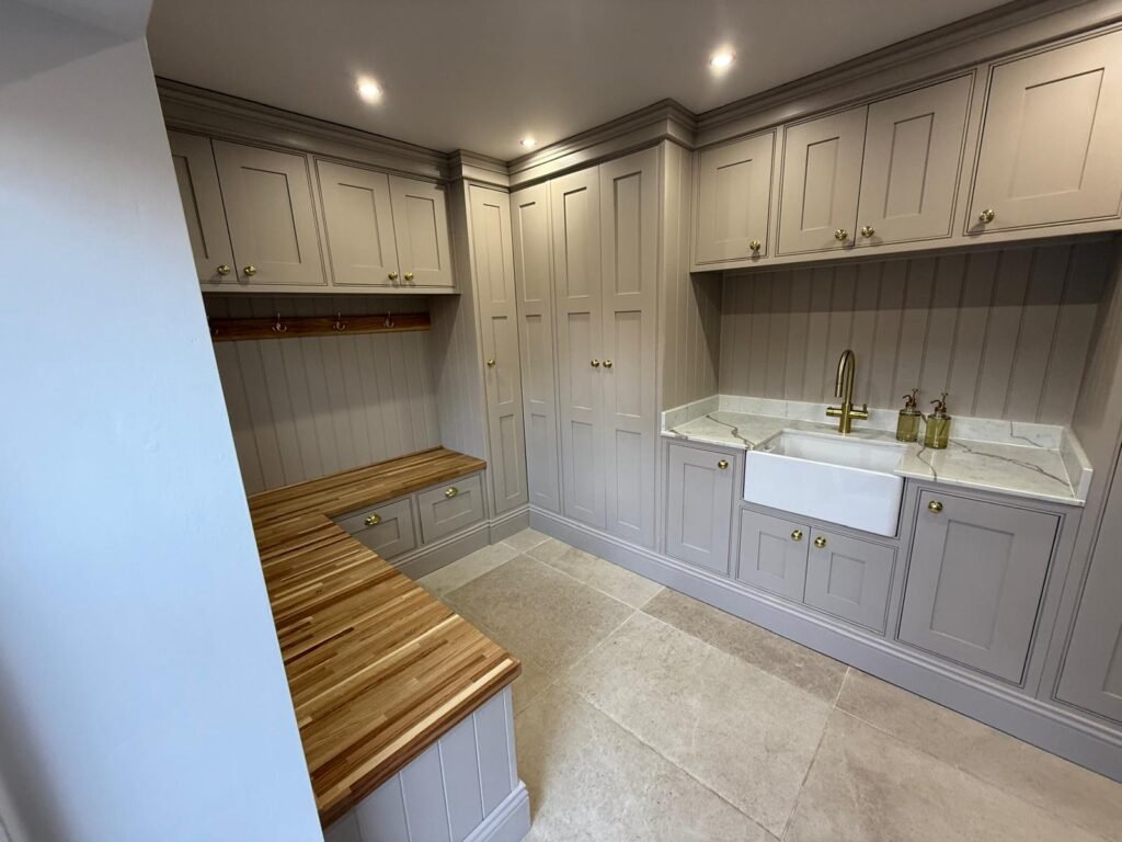 BOOTROOM : UTILITY ROOMS13