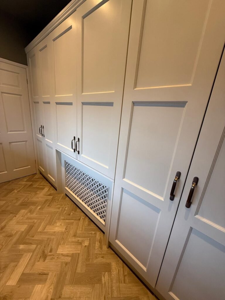BOOTROOM : UTILITY ROOMS2