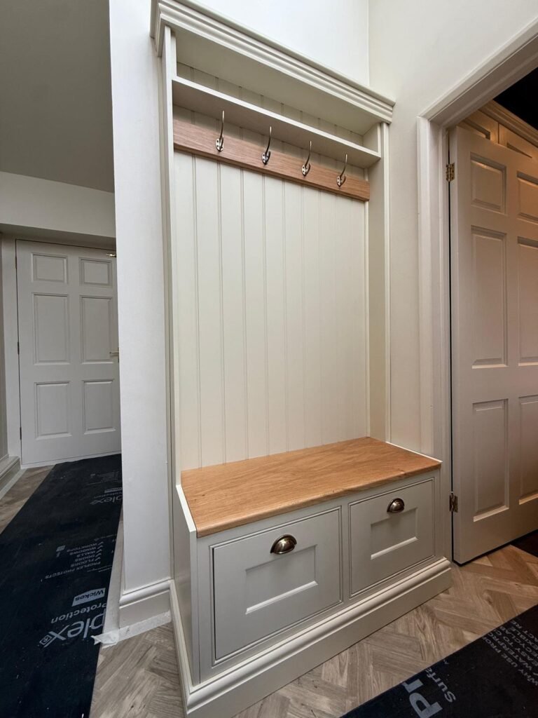 BOOTROOM : UTILITY ROOMS26