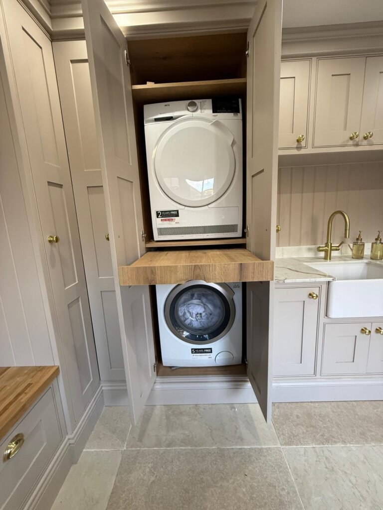BOOTROOM : UTILITY ROOMS9